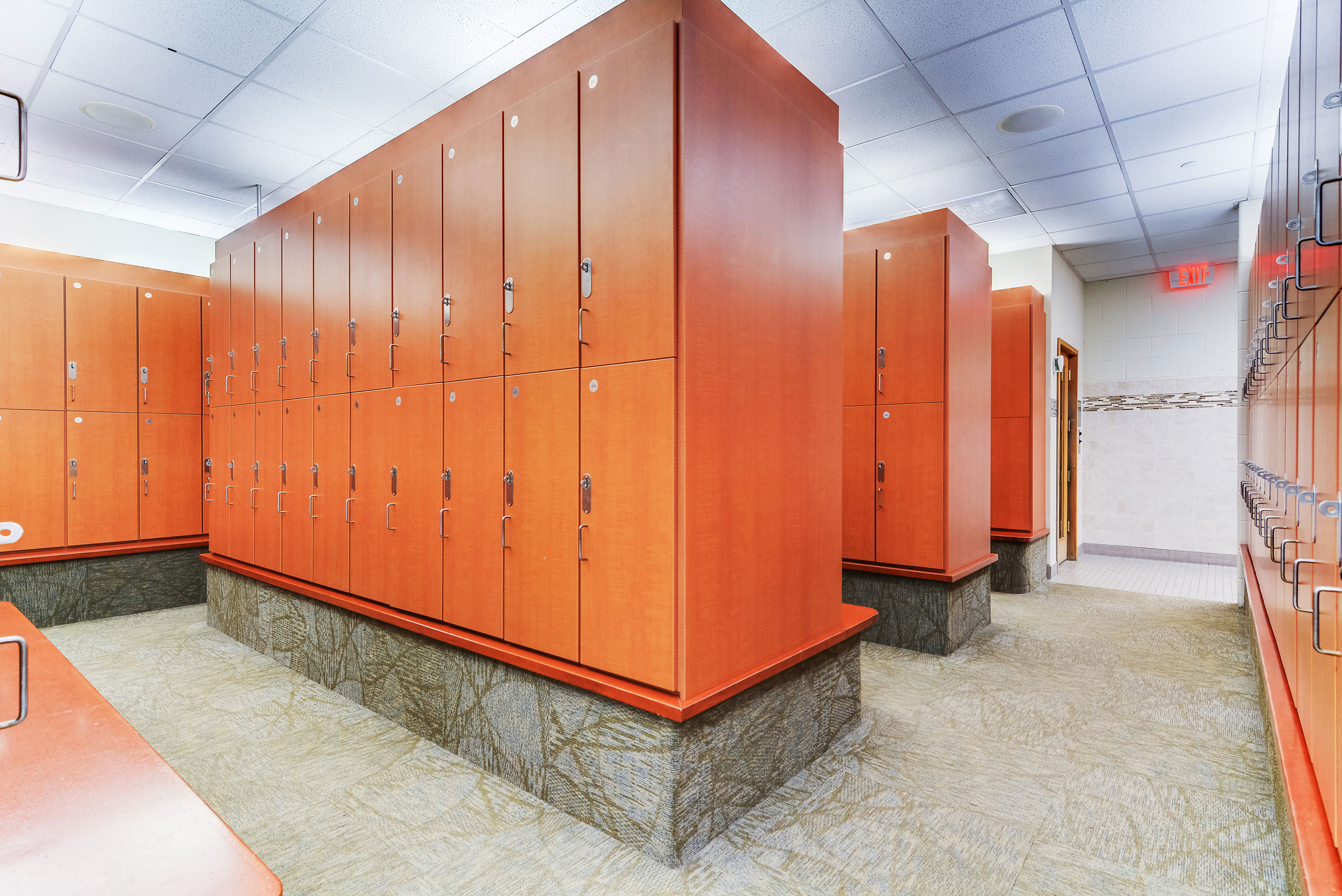 Luxury Locker Rooms - RWJ RAHWAY FITNESS & WELLNESS AT CARTERET